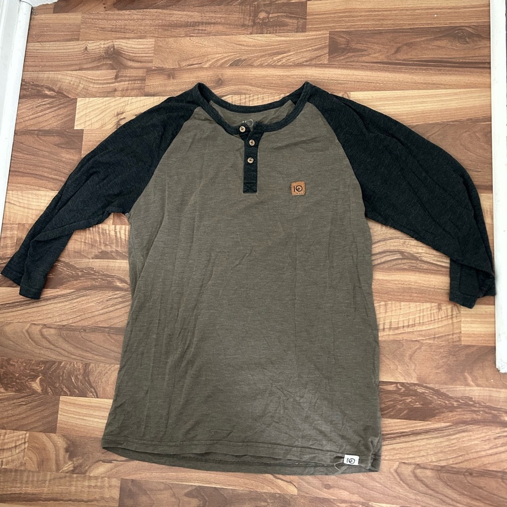 Two-Tone Henley Shirt from TenTree